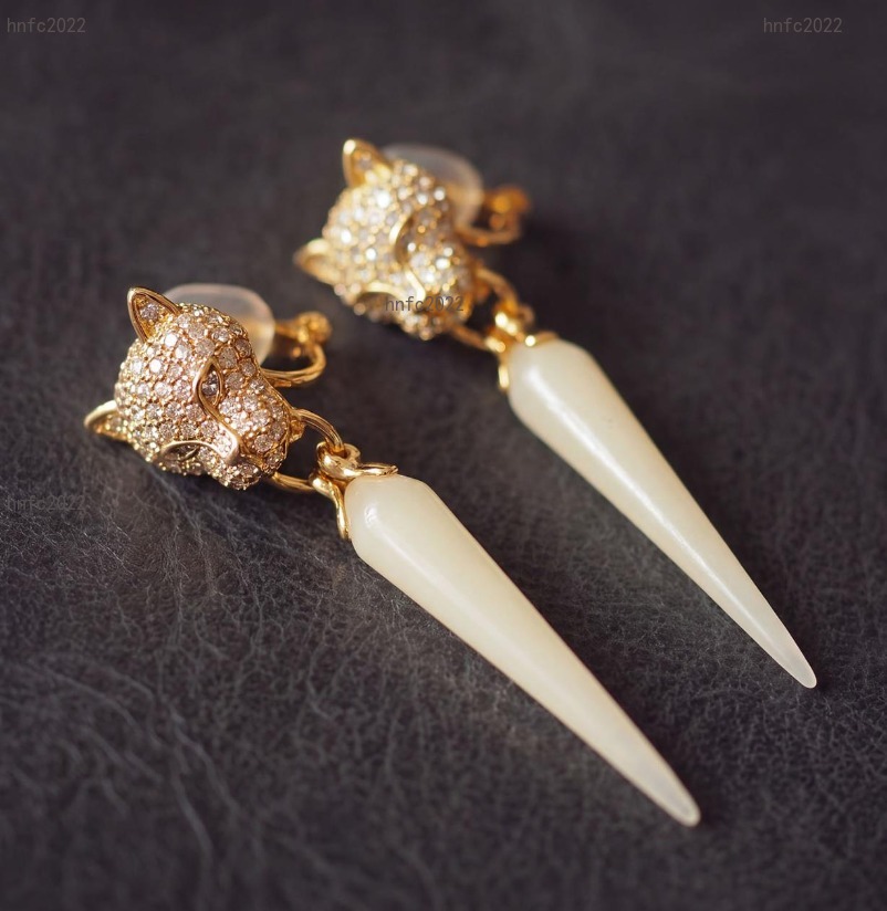 New Designed women earrings White Jade Cone Pendant Earrings Vintage Full Diamond Leopard copper plated gold Ear studs Alexis Bittar Designer Jewelr