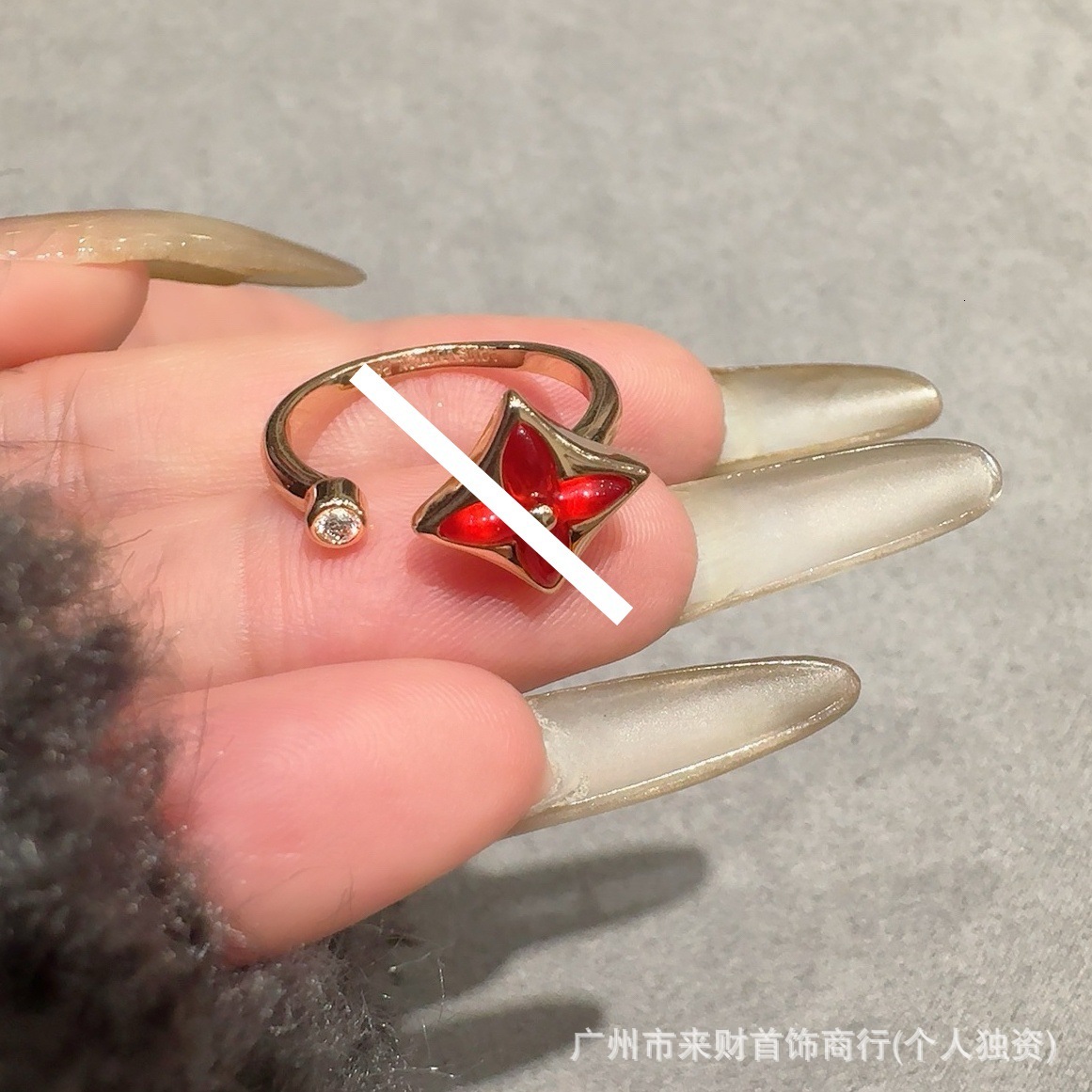Lvsniss rings Natural mother of pearl minimalist ring a chic and elegant open ring for women