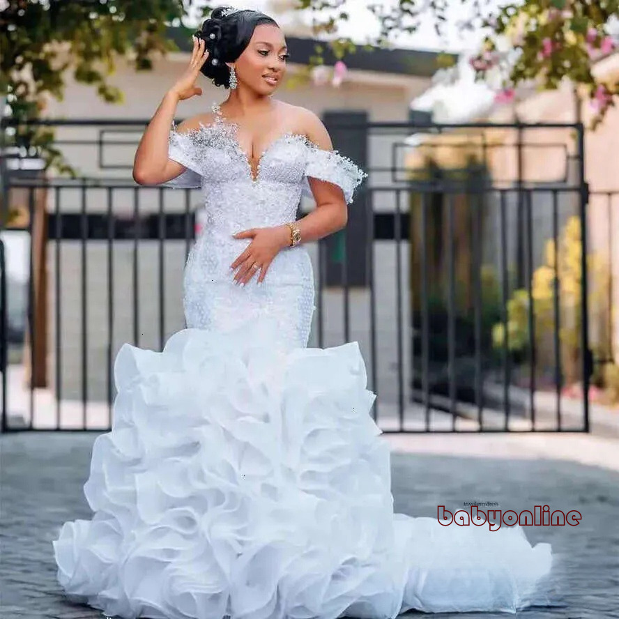 Arabic Aso 2026 Ebi Plus Size Urious White Mermaid Wedding Dress Beaded Crystals Lace Organza Tiers Bridal Gowns Dresses