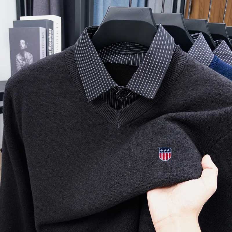 Long-Slved American Style New Mens Sweater Lapel Button Color Blocking False Two-Piece Embroidery Knitwear Comfort Men's Wear M261016