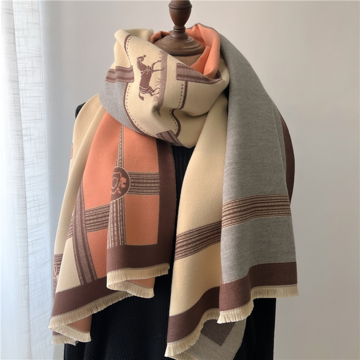 2026 New Designer Autumn Winter Womens Colorblock Scarf Tassel Frayed Patchwork Soft Luxury Cozy Thickened Shawl Brand Fashion Trendy European Ameri