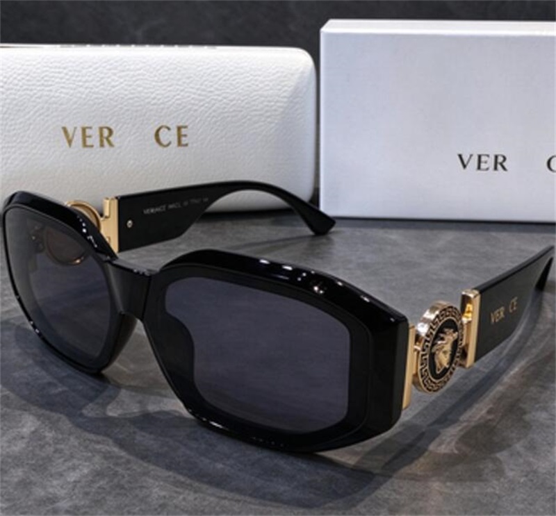 Mens Sunglasses Luxury Sunglass Designer Womens Wearing Fashion Hot Selling Senior Outdoor Eyeglasses Frame Vintage Sun Glasses Faf18193