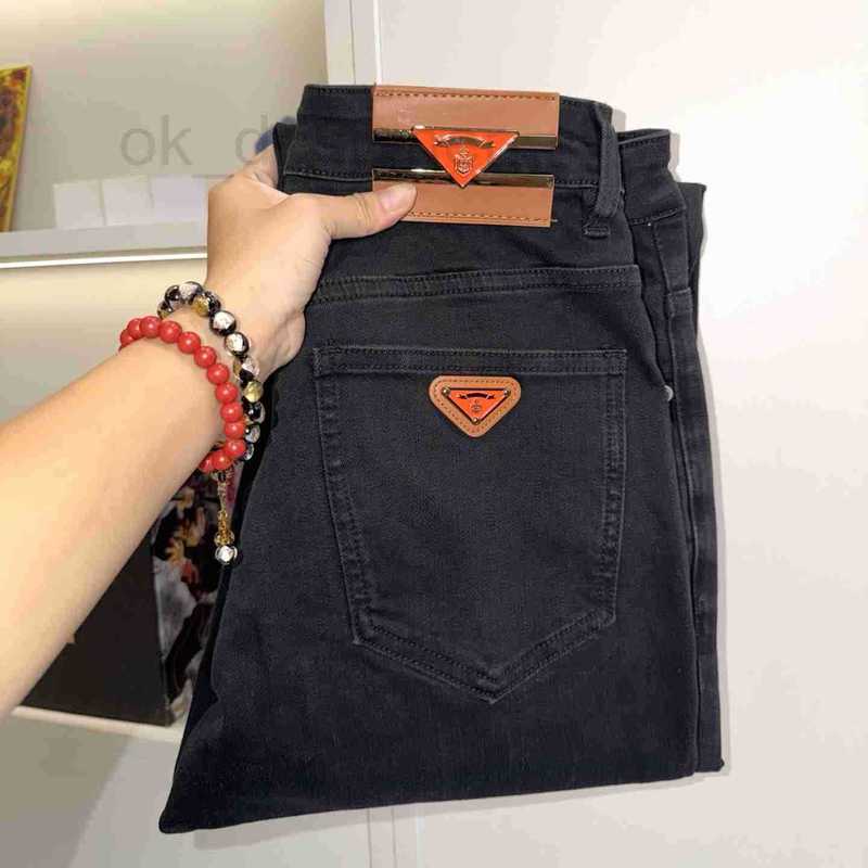 Men's Jeans Designer Triangle Brand European-style all-season men's jeans, slim-fit straight-leg, stretchy, black, washed, casual long pan
