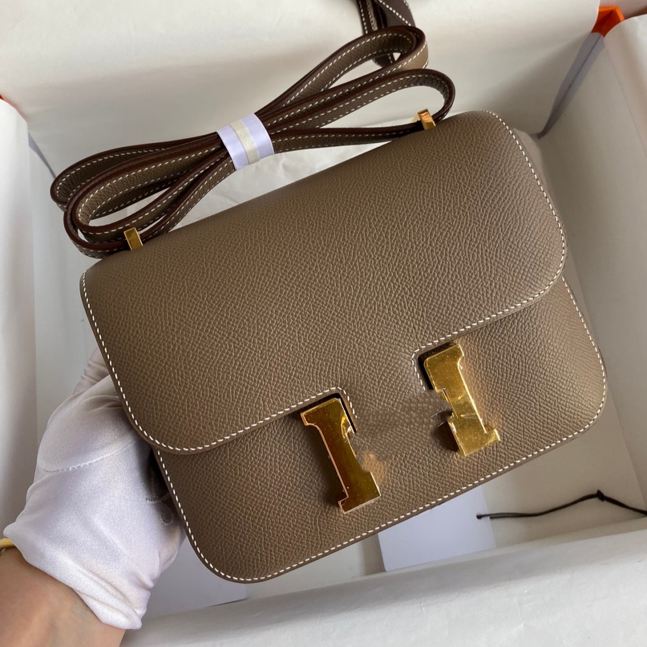 12A designer shoulder bag luxurys handbags brown Epsom leather 19cm 24cm gift box gold hardware handmade waxed thread high quality designer bags wom
