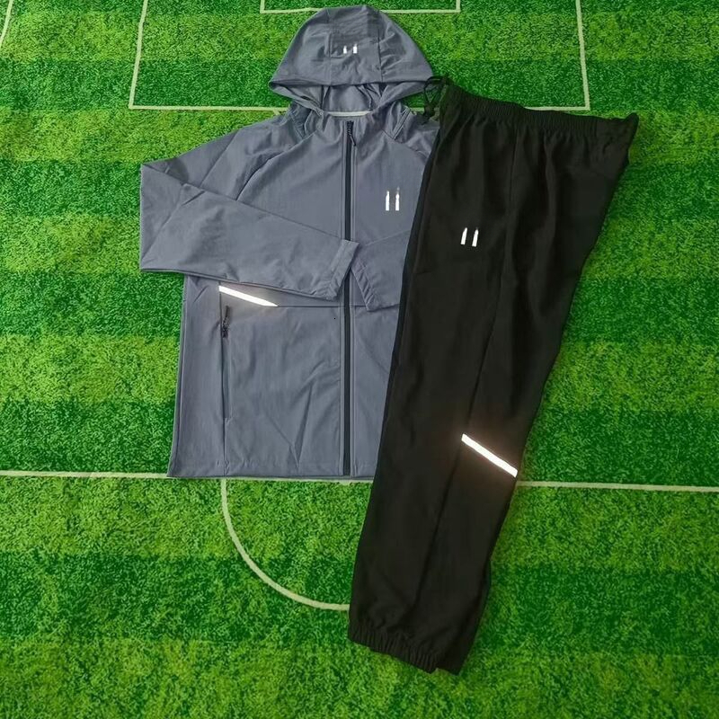 Oncloudds Tracksuit On Clouds Puffer Jacket Doudoune Spring Autumn Thin Skin Jacket Marathon Mens Womens Lightweight Hoody Sun Protection Sports Sui