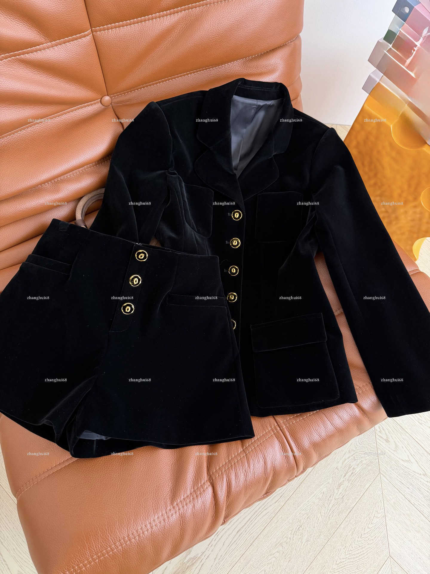 Fashion Women Black Velvet 2 Piece Suit Lapel Gold Button Blazer Jacket High Waist Shorts women designer clothes Elegant Party Two Piece Outfit A801