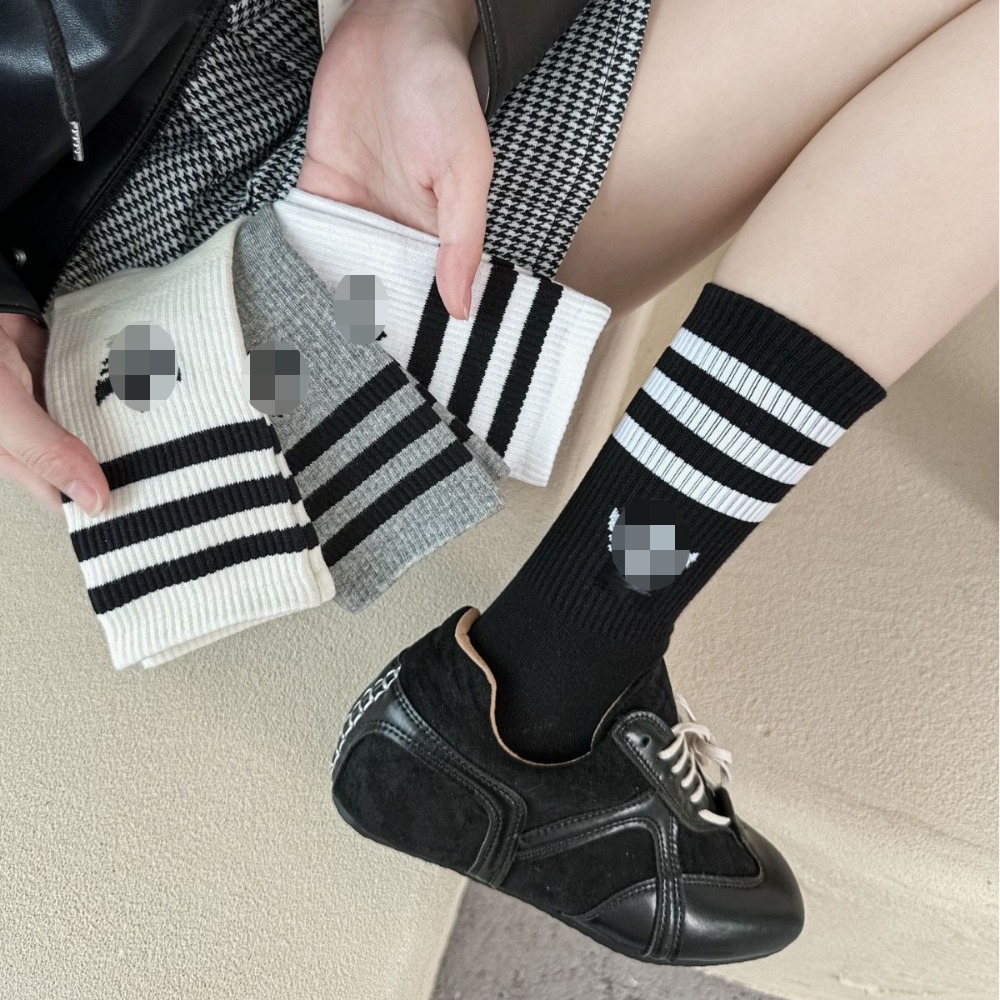 Sports Socks Men Socks Women's Socks Spring and Autumn Black Three Bar Medium Tube Tide Socks High Tube White Cotton Socks