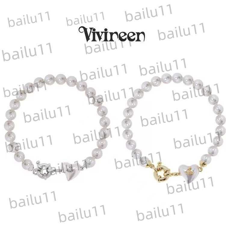 minimalist high-end Western-style pearl bracelet with a unique design and dreamy planet charm