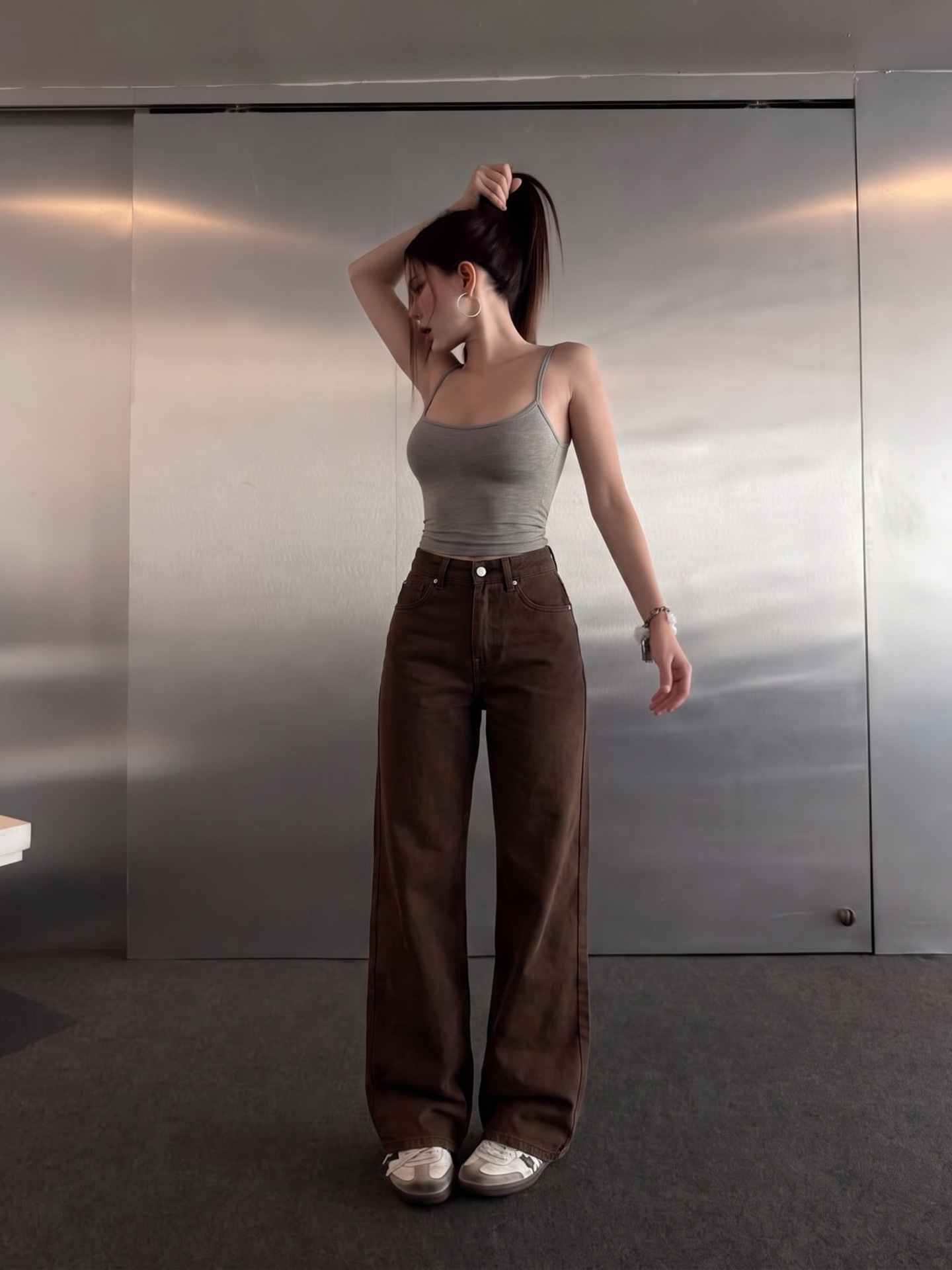 Elegant Women's Loose-Fit Cargo Joggers | Classic Blue Shade & Versatile Outfit Option for Everyday Wear