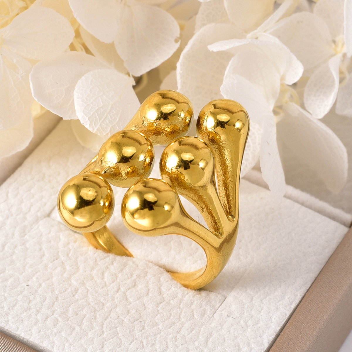 European American style, Instagram-inspired for women, , simple and versatile, six-ball design, stainless steel with 18k gold plati, adjustable