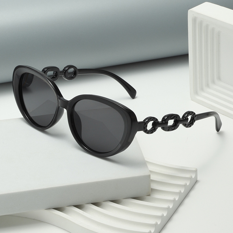 European and American Style Chain Sunglasses for Women, Influencer Street Style Cat Eye Shades, Cross-border Sunglasses