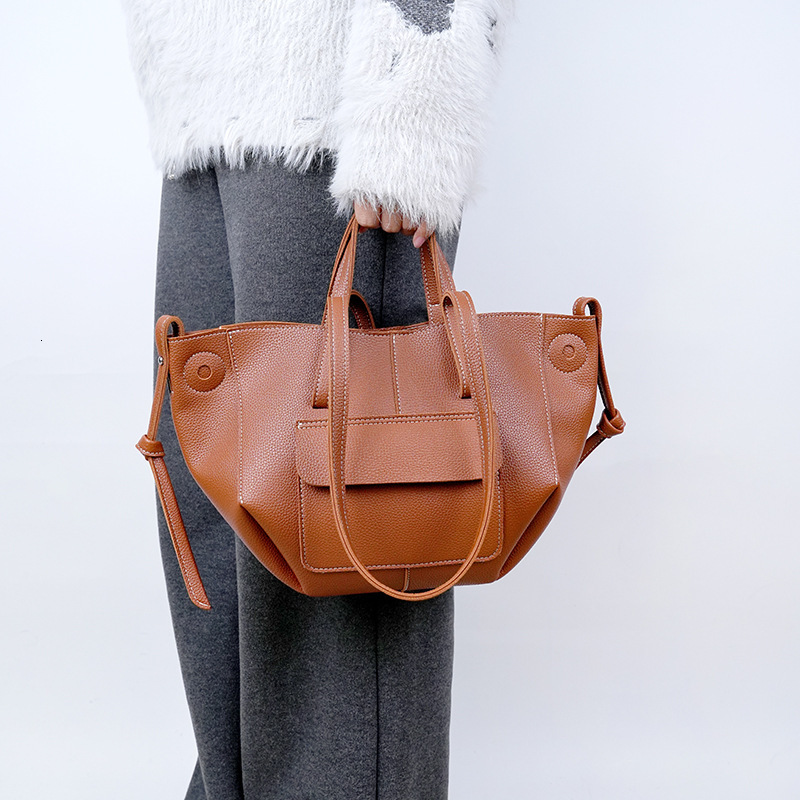 Handheld Tote French Style Trendy Niche Fashion Shoulder Large Capacity Versatile Commuter Women's Underarm Bag Kl928
