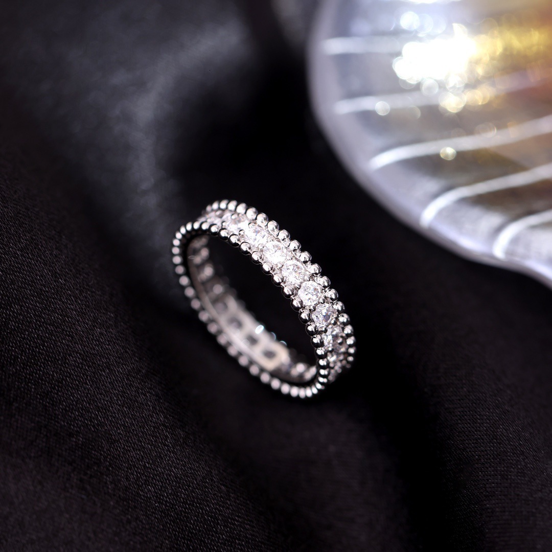 Designer Jewelry vanly cliff rings Diamond-Studded Pearl Trim Plated With 18K Rose Gold Luxurious Open Ring