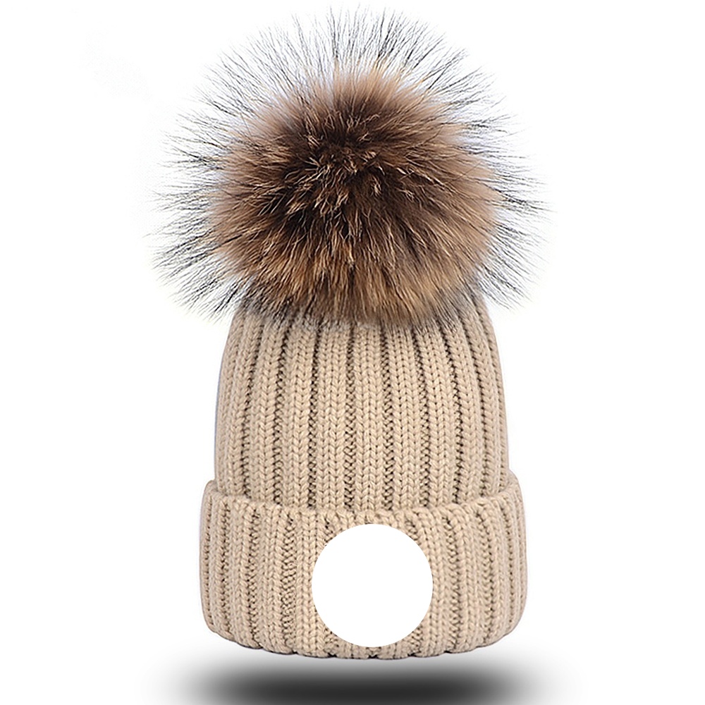 Fashion Beanie Autumn Caps Designer Hat Winter Men Women Warm Winter hats Pom Poms Bobble Hat Outdoor warm beanies high quality b-6