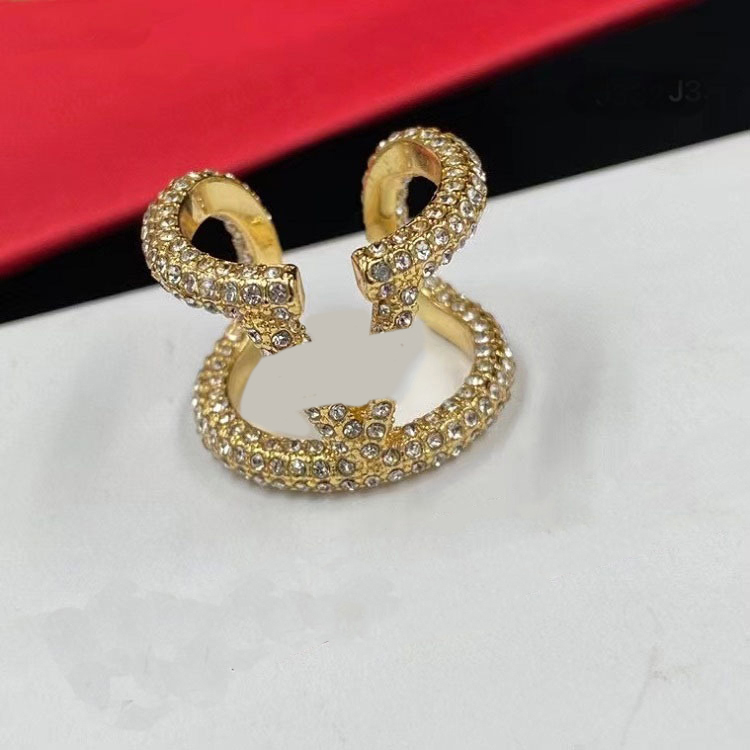 Womens Mens Slim Band Ring Sleek Customized Bands Designer Rings Minimal Accessories Fashion Ring Office Wear Gifts Valentines Day High Quality