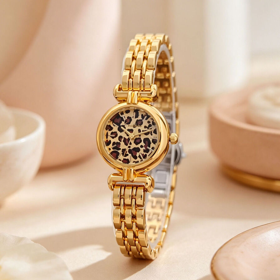 ng New Leopard Print Gold Steel Strap quartz Watch, High-End Vintage Retro Small Dial Women's For ladies Cross-Border Trade ljh123
