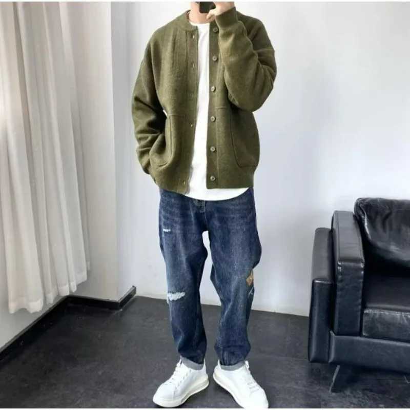 Simple KIDWHXR Autumn Sweater Men Solid Round Neck Male Knitted Cardigans Strtwear Single-breasted Long Slve Man Coat M261016