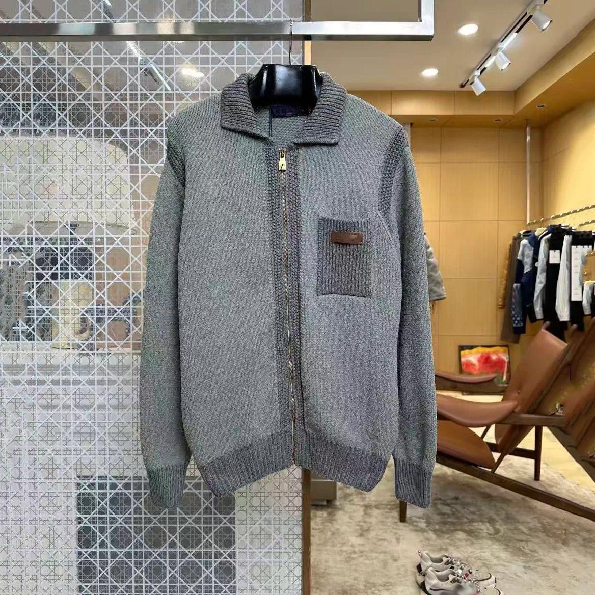 Designer jacket, high-quality autumn and winter zipper knitted jacket, classic pocket leather label, casual and comfortable men's and women