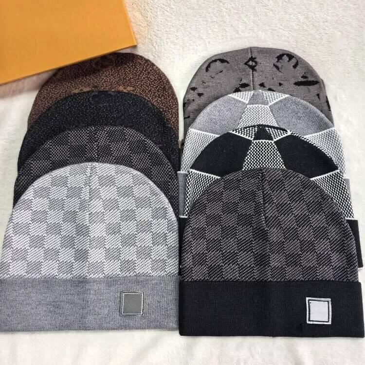 Knitted Designer Beanie Winter Hats for Men Bonnet Plaid Thermal Skull Cap Women Grey Black Brown Fashion Mens Beanies Classical Trendy Outdoor Dail