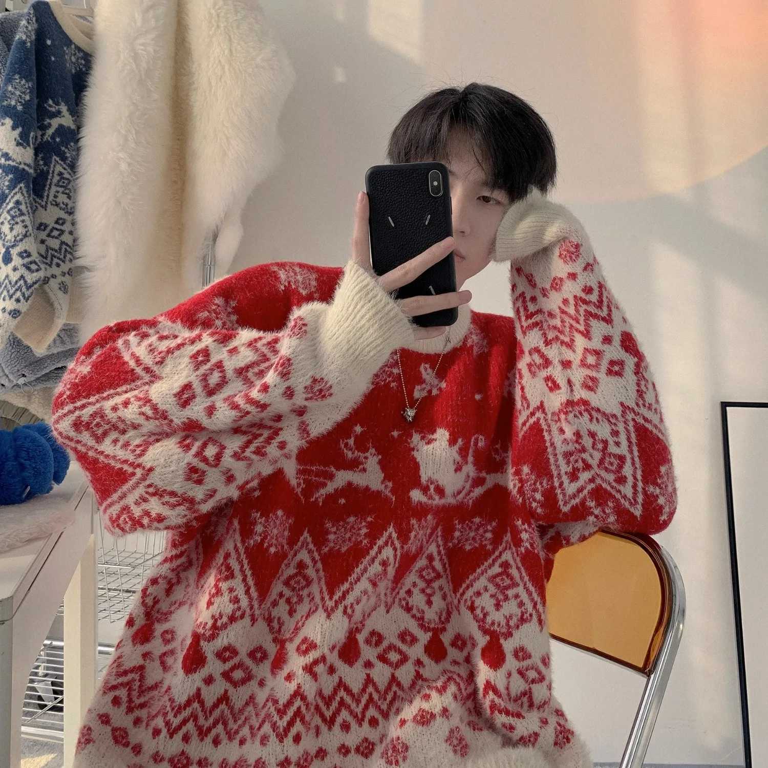 Winter Color blocked Jacquard Christmas Theme Sweater Men's Trendy Brand Loose Warm Hooded Knitted Sweater T261019