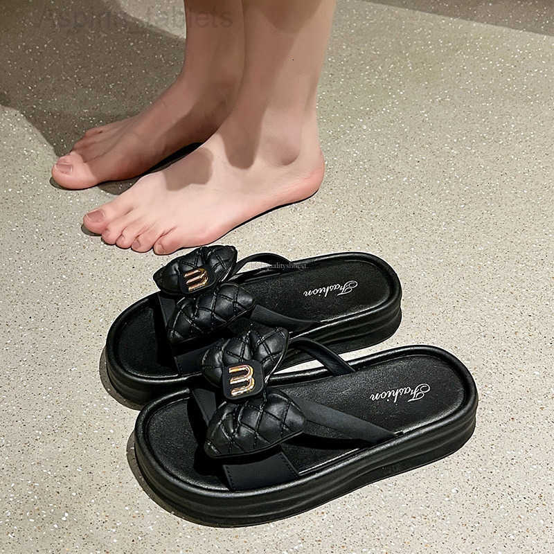Slippers 2025 New Women s Summer Flip Flops Korean Version Butterfly M shaped Thick Sole Fashion Designer Slippers Beach Sandals Small High Heels Ou