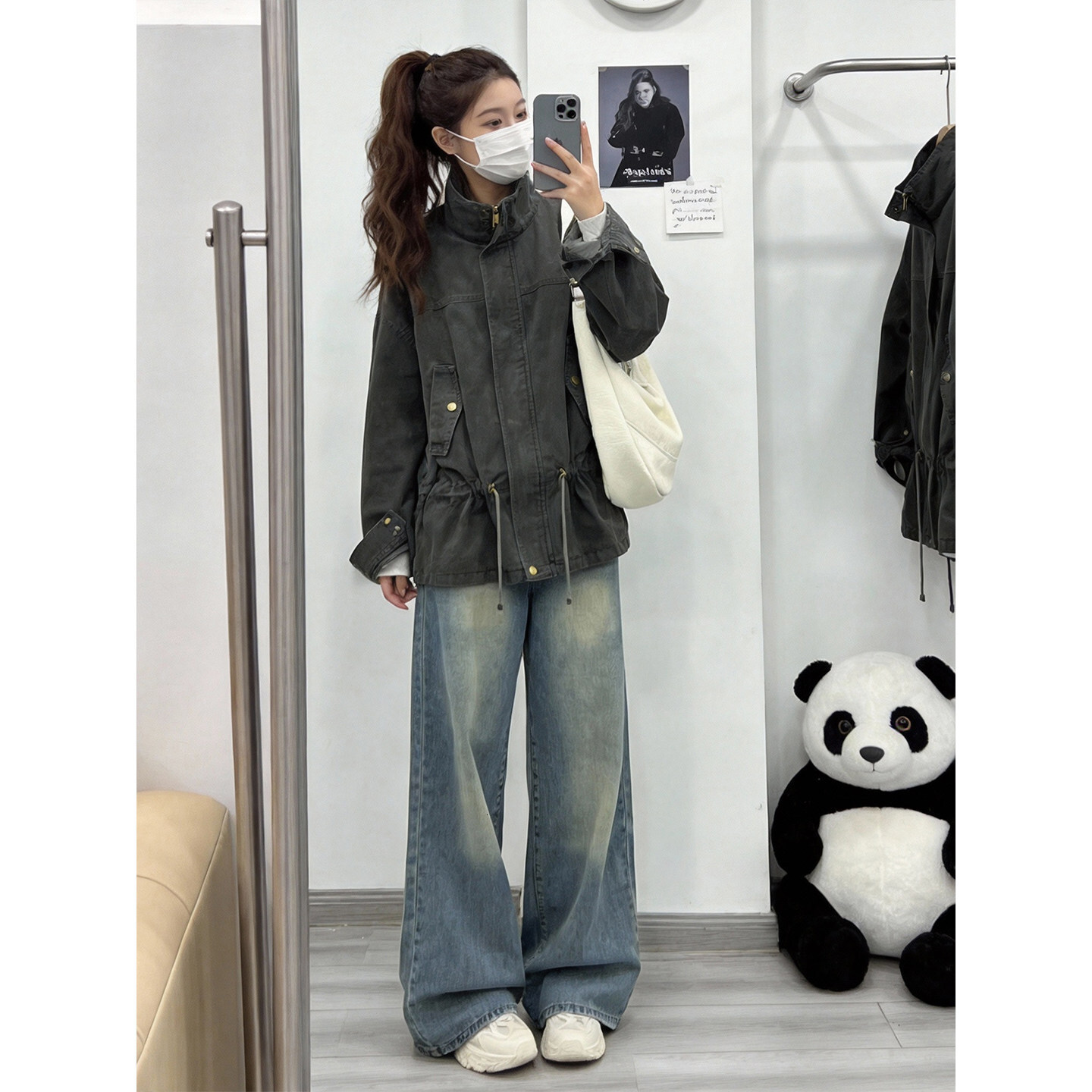 Hong Kong-Style Retro Chic, Vintage-Inspired Workwear Short Jacket For Women, Slimming Loose Fit, Long-Sleeved Top With A Turn-Down Collar MAKOUFEI