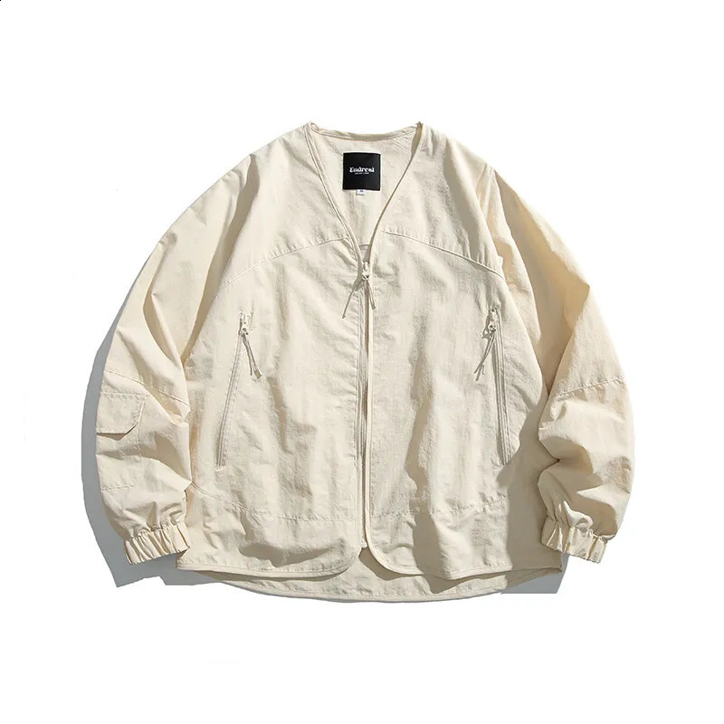 Spring Autumn Outdoor Lightweight Jacket Men Japanese Streetwear Fashion Loose Casual Cargo Bomber Jacket Cityboy Cardigan Coat 261014