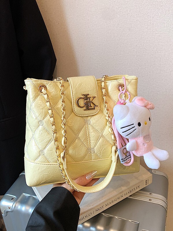 Luxury Brand Designer Bag 2026 New Luxury Chain Bucket Bag For Women, Diamond Pattern Fashionable Shoulder Crossbody Bag, Versatile Commuting Handba
