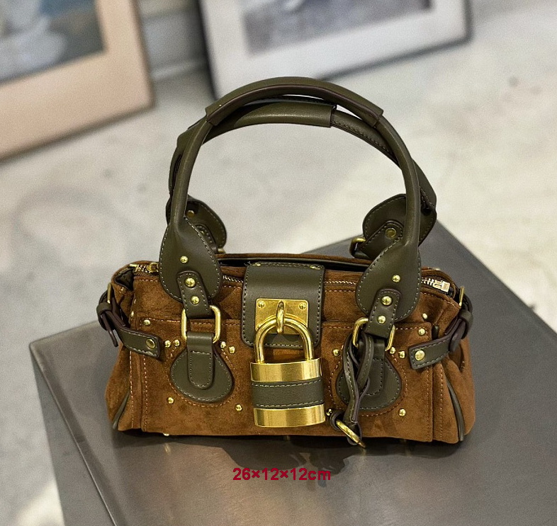 Designer Messenger Bags Luxurys Women's Classic Elegant Bag Minimalist Luxury Leather Tote For High-End Commuter And Trendy Vintage Use Handbag
