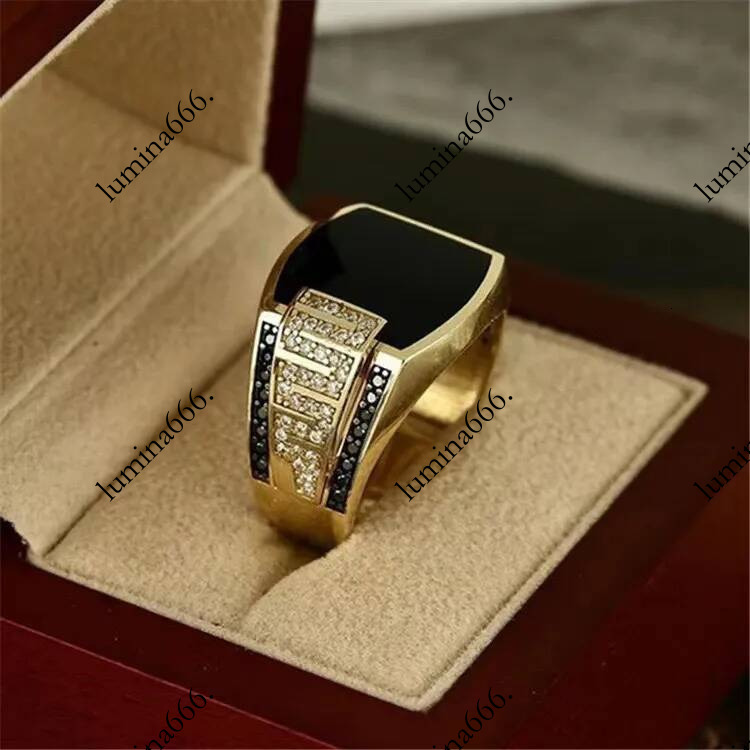 HipHop Crystal for Men Cool Copper Diamond Finger Ring 18K Gold Silver Punk Rock Black White Enamel Men's Rings Generous Design Male Jewelry Gi