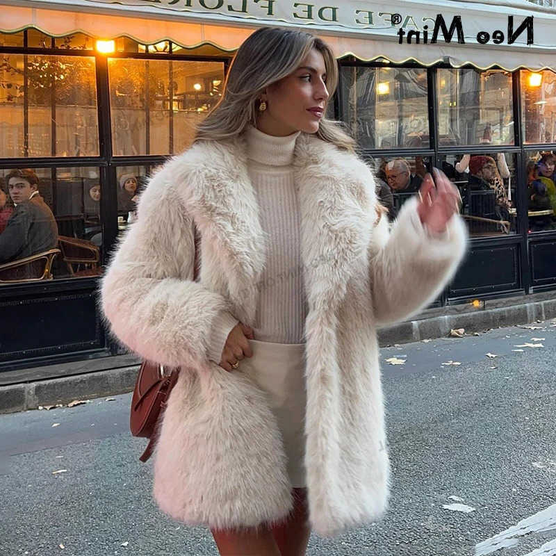 Fur Lapels Coat Women 2024 Winter Fluffy Fur Jacket Furry Overcoats Girl Long Outerwear S261016KZAA