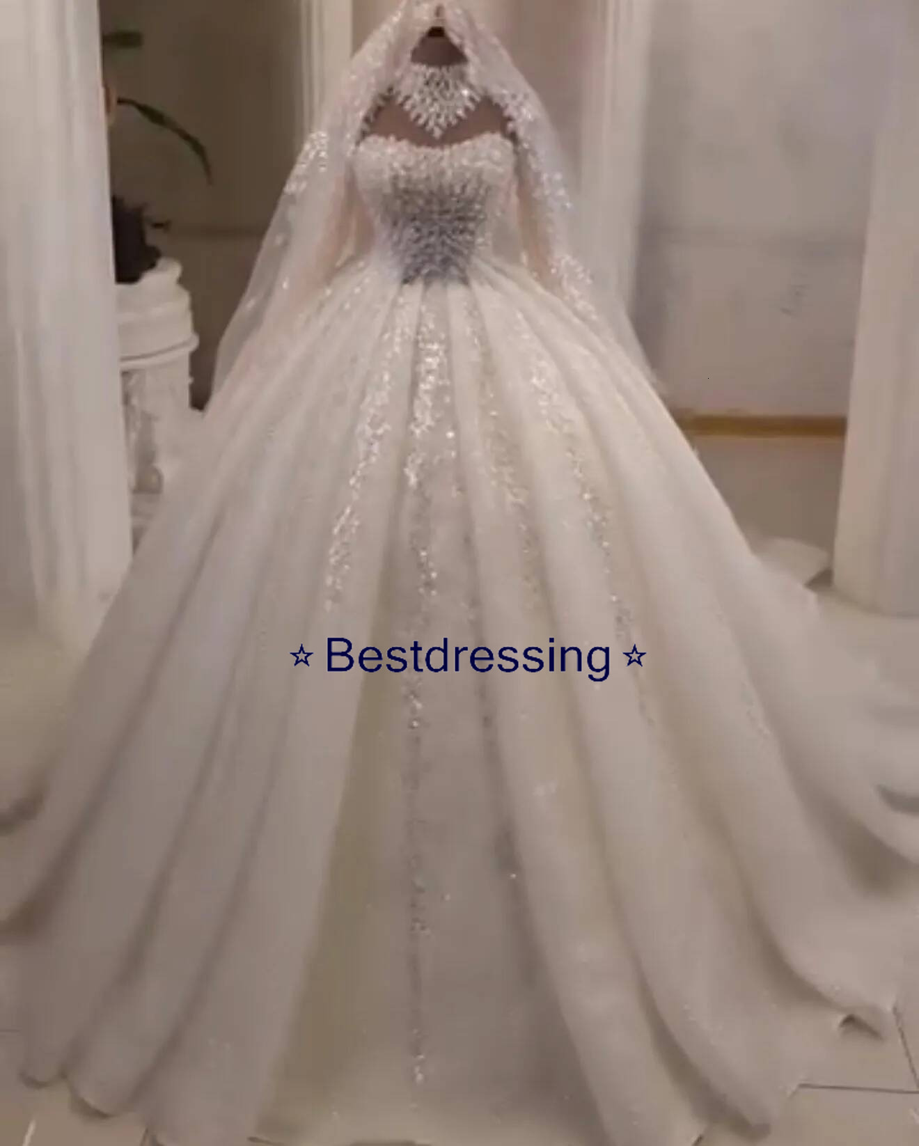 2026 Aso Ebi Plus Size White Ball Gown Wedding Dress Sheer Neck Beaded Applique Full Sleeves Elegant Vintage Bridal Gowns Dresses Zj0498 Bd019