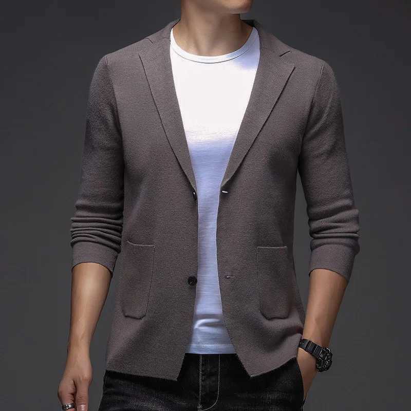 unique suit collar men's Fashion knitted cardigan high-quty simple solid color comfort pocket button new casual sweater coat M261016