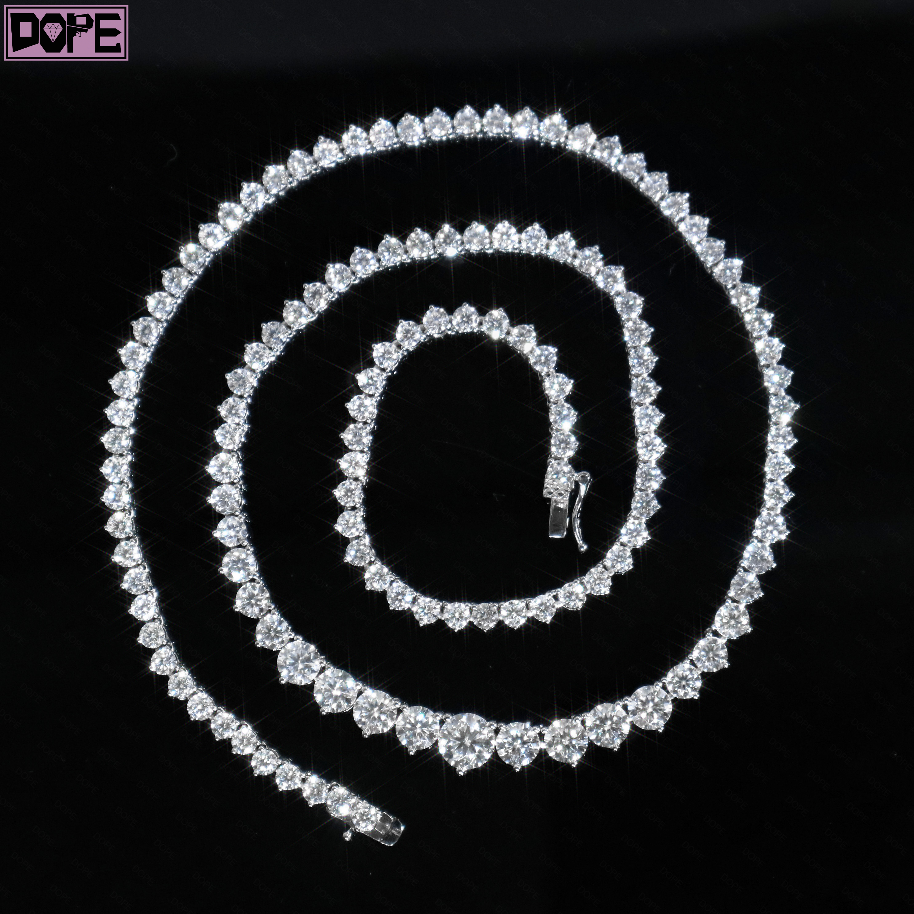 Gorgeous Tennis Chain High Quality Special Design 925 Silver Graduate Iced Out VVS Moissanite Tennis Chain