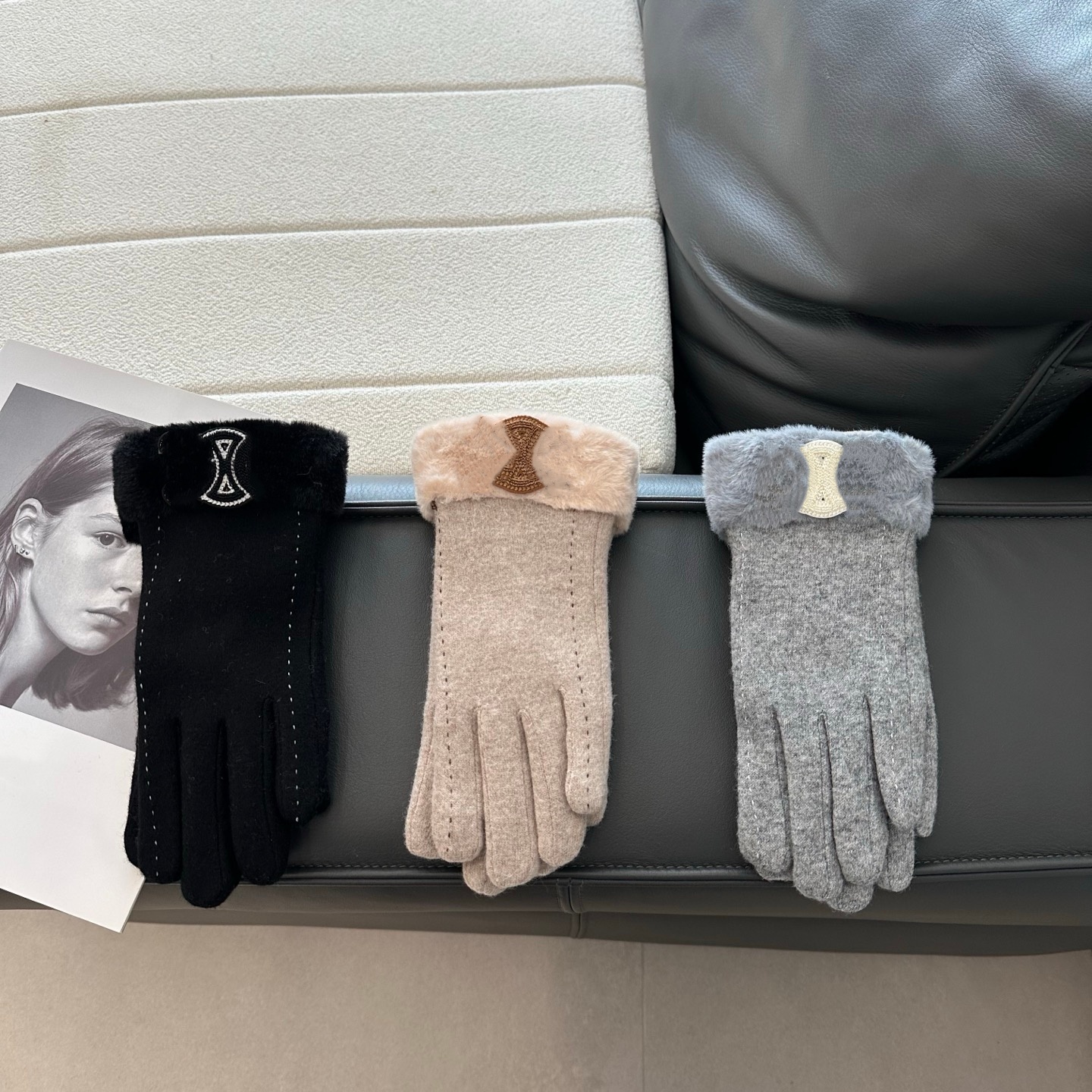 Designer Fashion Golves Soild Retro Casual Luxury Versatile Fivefinger Protection Autumn And Winter Outdoor Warm Unisex Fingers Golves