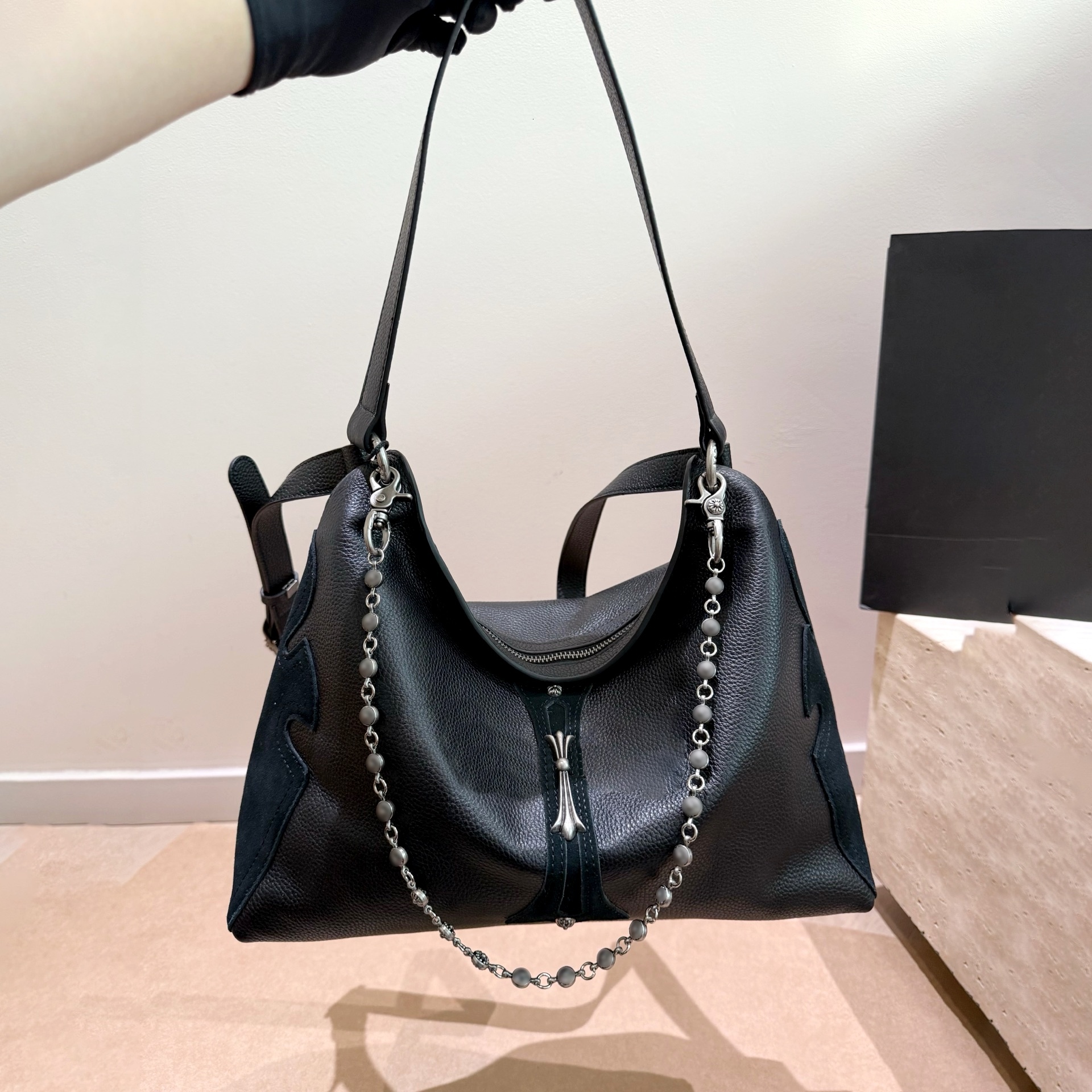 12a high quality chrome bag Waist Bag Designer Crossbody travel Punk Hobo Genuine Leather Gothic Cross Handbag Shoulder bags Men Women camera Silver