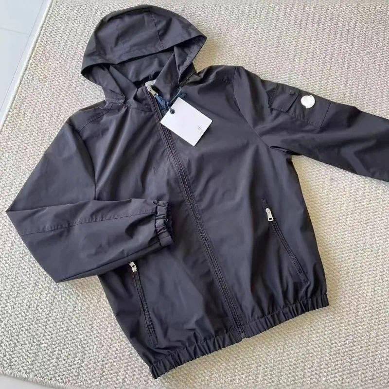 Designer Mens Jackets Windbreaker Clothes Woman Fashion Sun Protection Jacket Summer Casual Outerwear Raincoat Coat Long Sleeve Tops Have Full Nfc