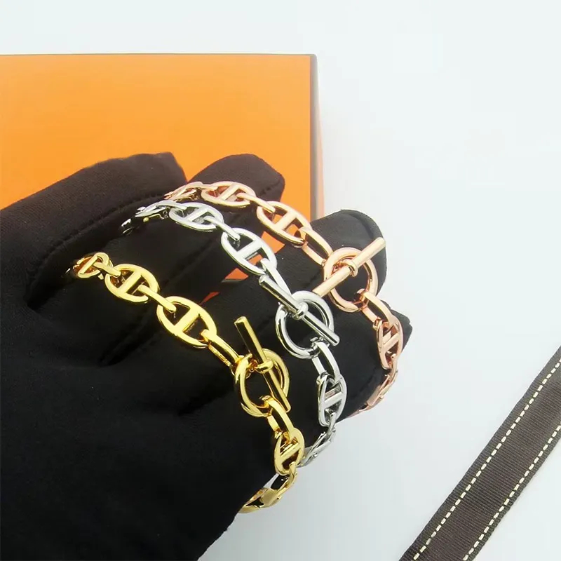 Accessoire de bracelet polyvalent de style de fixation OT de Prestigious Label - Revêtement hypoallergénique en or jaune 18 carats disponible