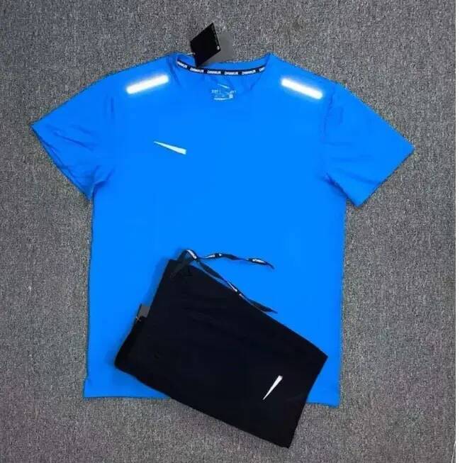 Men T-Shirt Mens Designer Running Clothes Tech Suits Tracksuits T Shirt Shorts Womens Prints Quick short sleeve Drying Breathable Sportswear Basketb