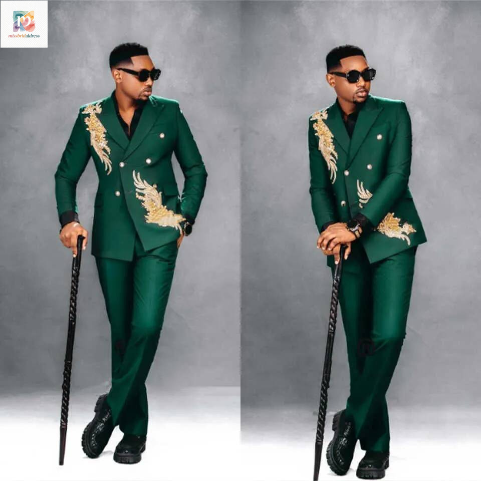 Handsome Appliques Wedding Tuxedos 2 Piece Set Jacket Pants Double Breasted Men Suit Classic Fit Evening Suits Customized Mb019