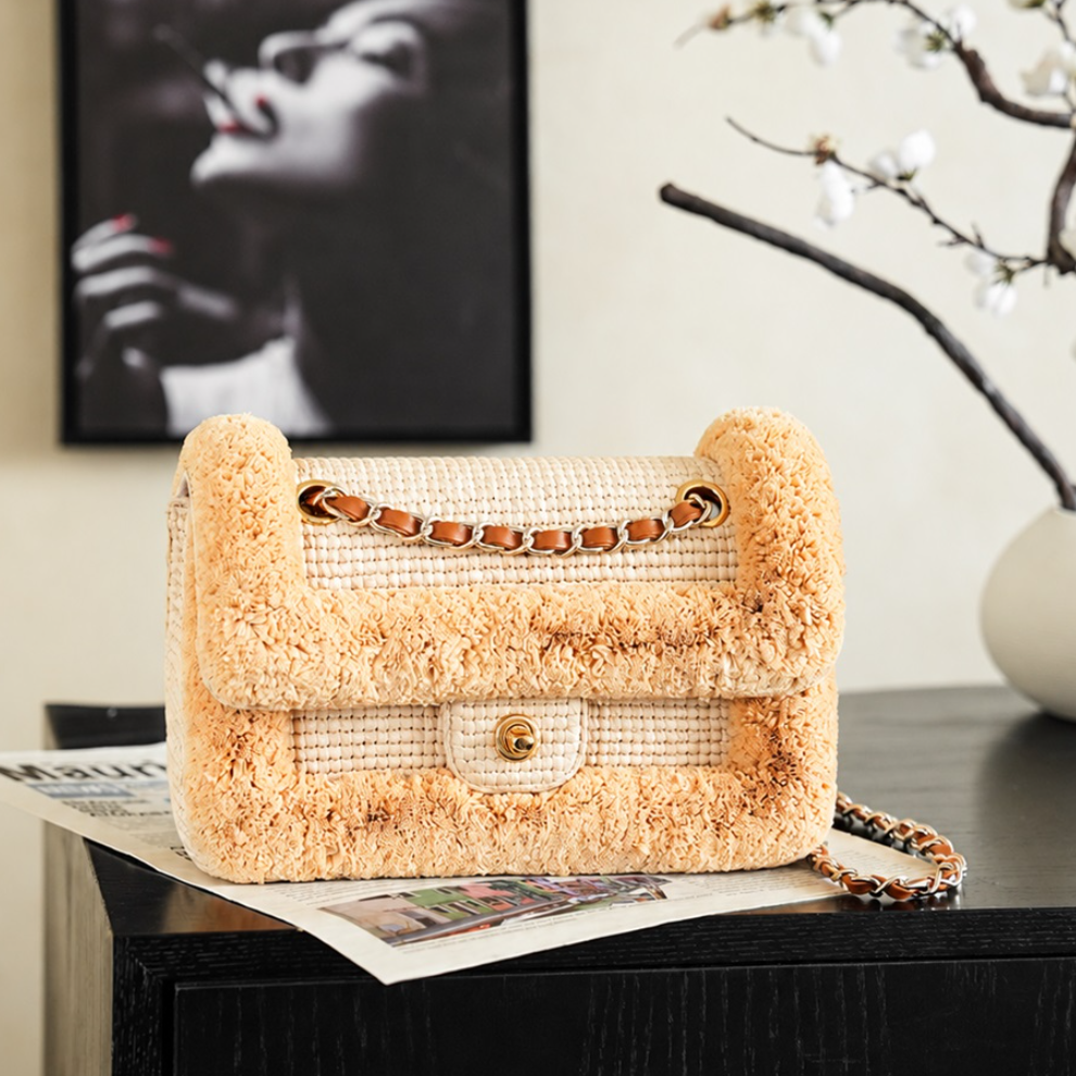 Straw Flap Bag Raffia Woven Fringe Chain Shoulder Crossbody Compact Spacious Purse Relaxed Shopping Travel Top-Tier Designer New Arrival