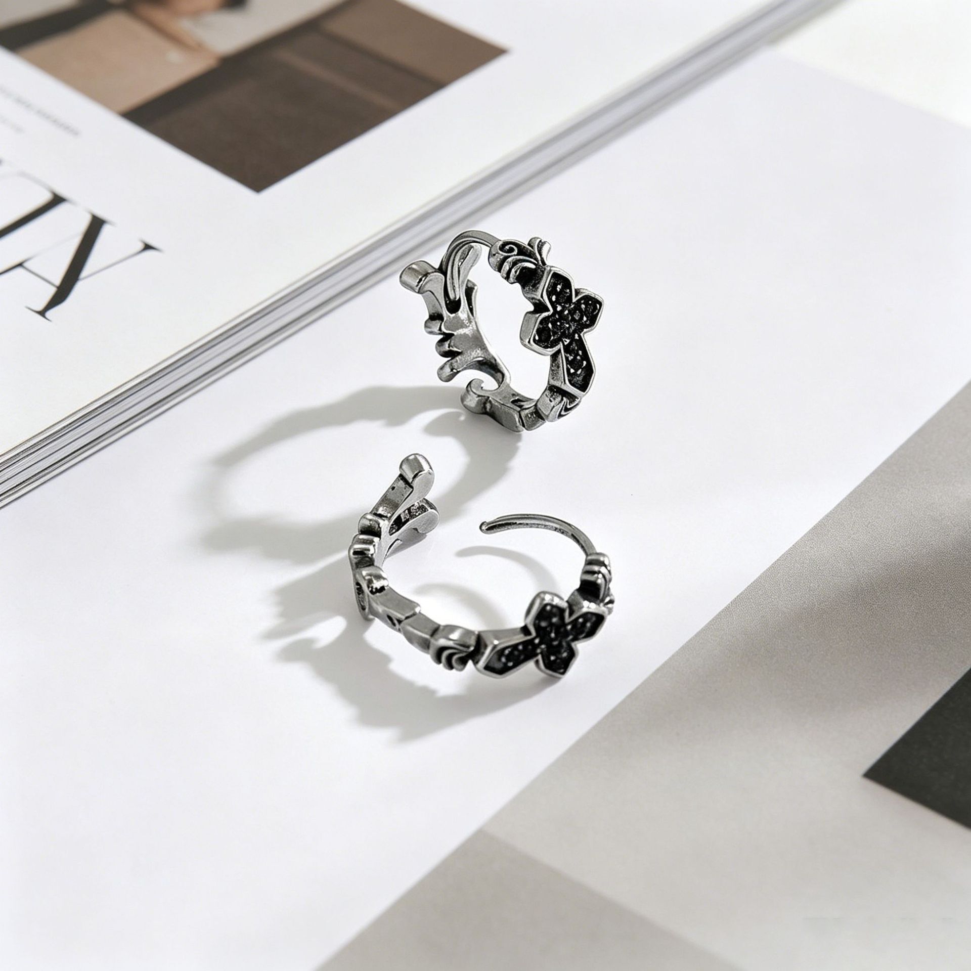 Luxury Brand Designer Jewelry Yanbo Retro Cross Earrings For Women, Featuring Unique Hip-Hop Punk Style, Heavy-Duty Antique Silver Finish, A Niche D