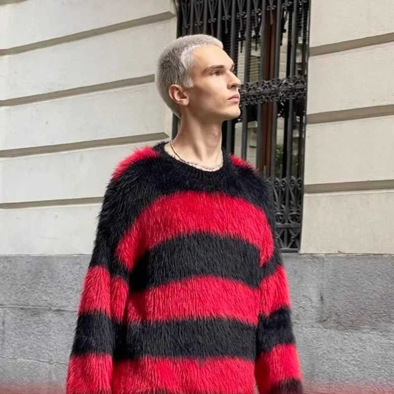 Black Winter New Red and Striped Sweater for Men and Women Soft Imitation Mink Round Neck Harajuku Sweater Male Pullovers M261016