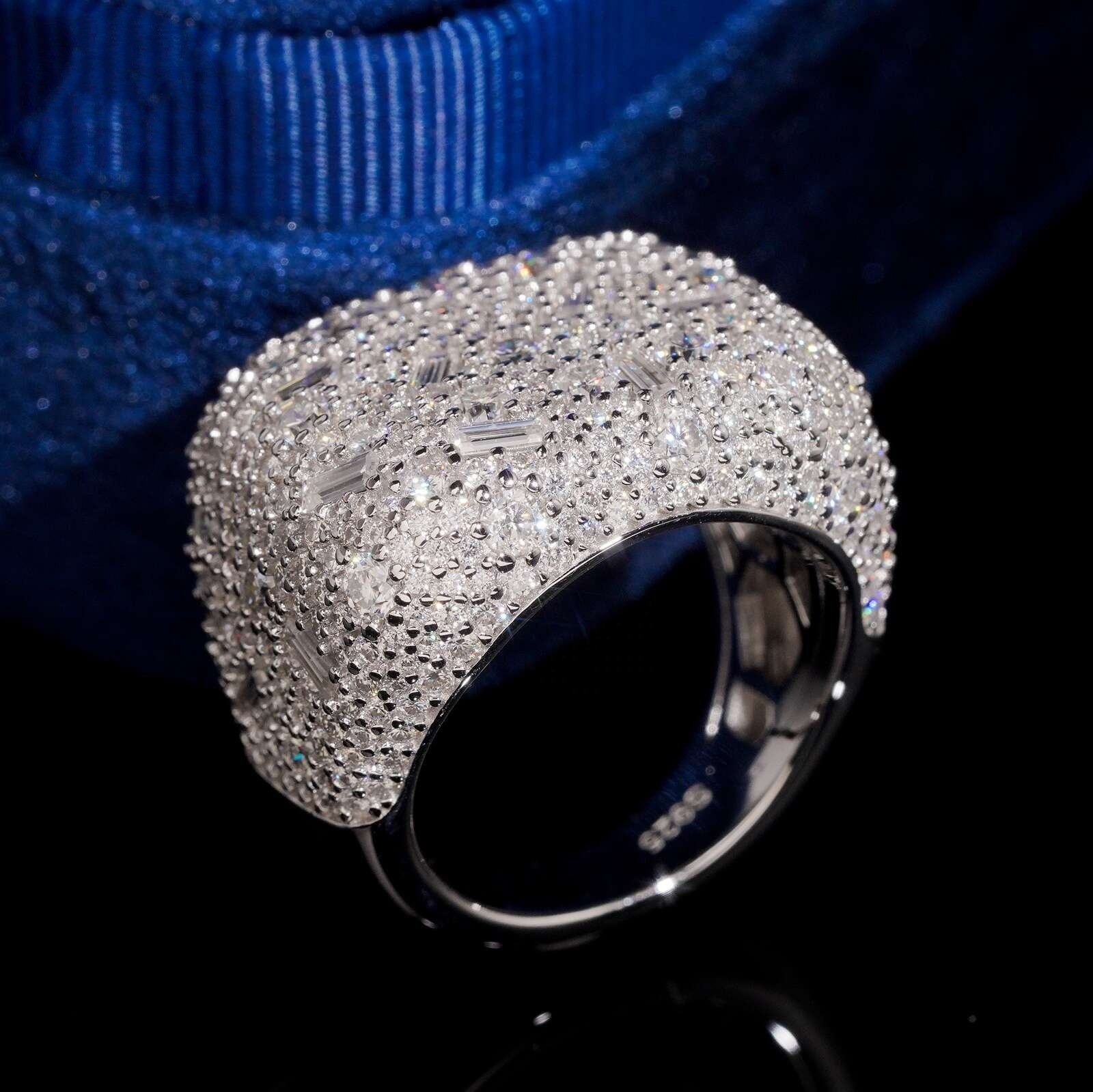 New Fashion Hip Hop Men Luxury Ring Top Quality White Gold Plated S925 Silver GRA VVS Moissanite Ring Hip Hop Jewelry Nice Gift Size 8-10