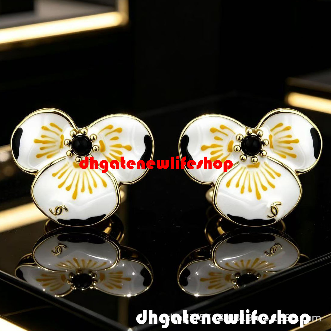 luxury cc earrings designer jewelry Camellia Red White Enamel Women's Metal Drop Earrings Touch Accessory channel earrings