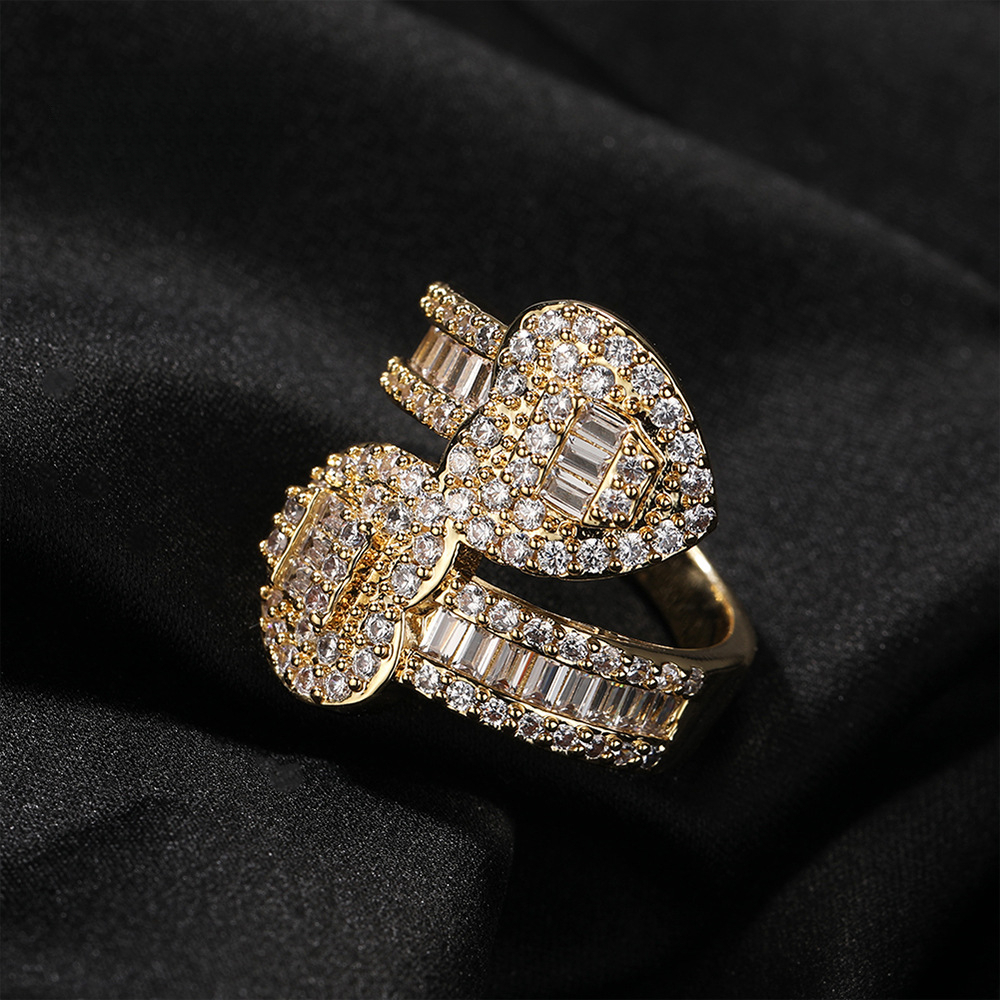 New Luxury Iced Style Niche Copper Inlaid Diamond Heart for Women Sweet Cool Design Simple Versatile Ring Out D VVS Diamond Luxury Iced