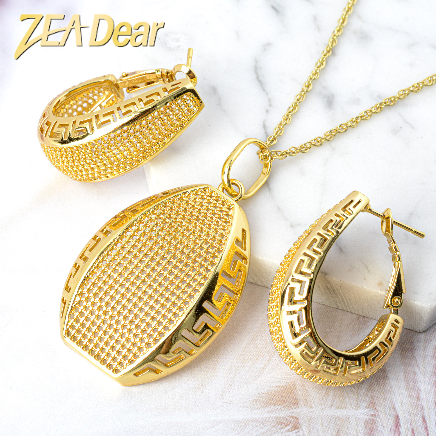 European and American Middle Eastern Vintage Jewelry Noble Bride Wedding Versatile Pendant Necklace Earrings Two-Piece Set