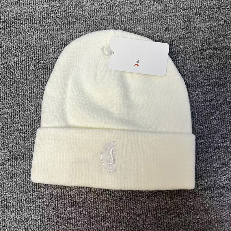 Wool Knit Beanie Hat for Men Thicker Velvet Lined Winter Skull Cap with Fringe Warm Designer Bonnet Mask