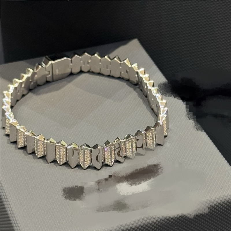 Apmmonaco Jewelry Designer Luxury Bracelet For Woman Men Luxe Bangle A's Wavy Gray Diamond-studded Bracelet Featuring A Curved Diamond Pattern