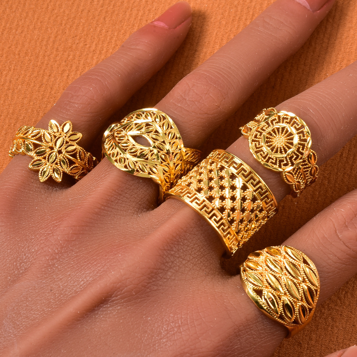 Middle Eastern wedding jewelry, wheat-ear designs, hollowed-out, fashionable and elegant, open-style floral ring, 18K